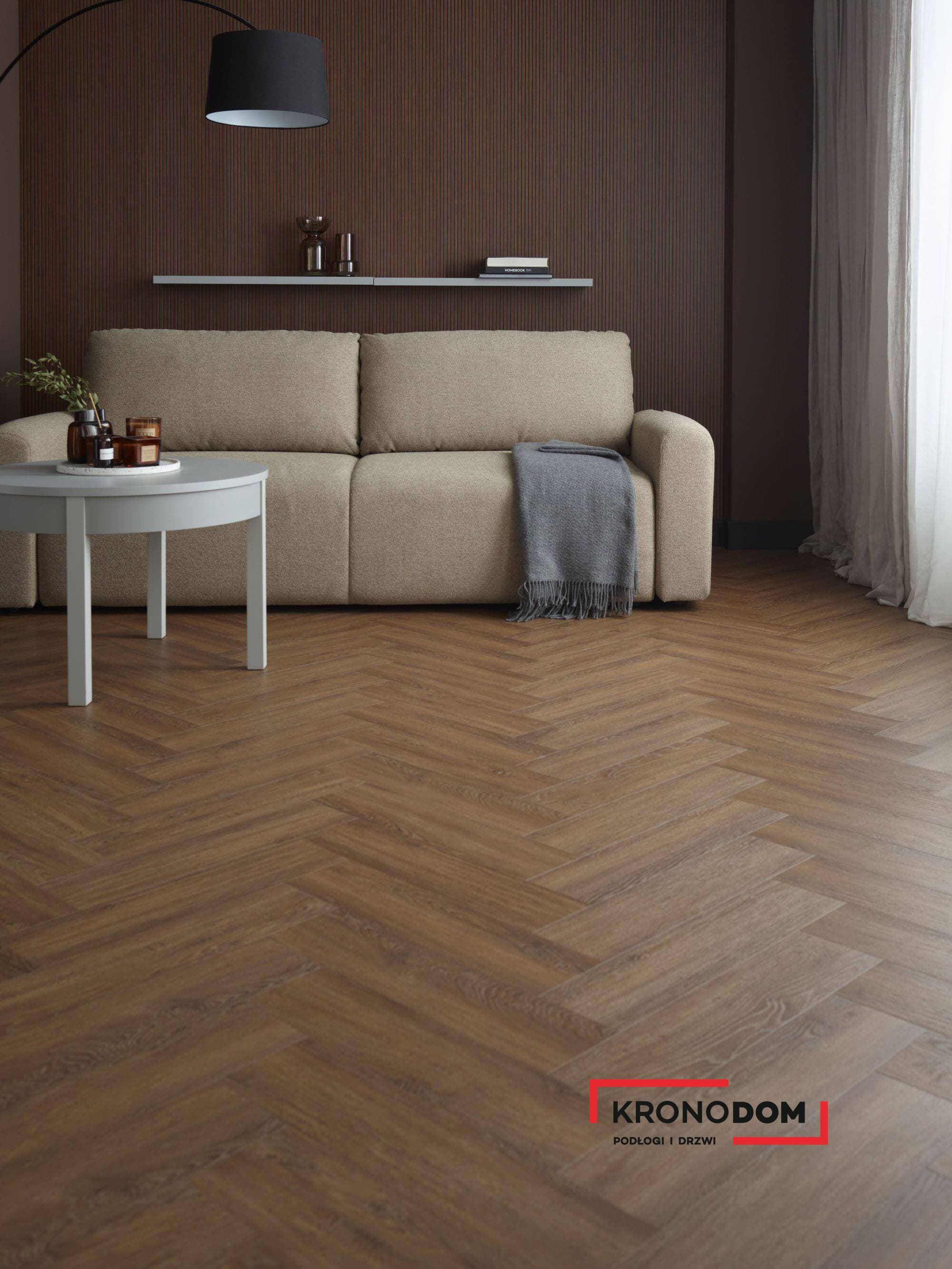 Panele winylowe VOX REGA HERRINGBONE nevada oak 6067555 klasa 33, gr.6mm, 4V (1op.=16szt.=1,4018m2) jodełka 8
