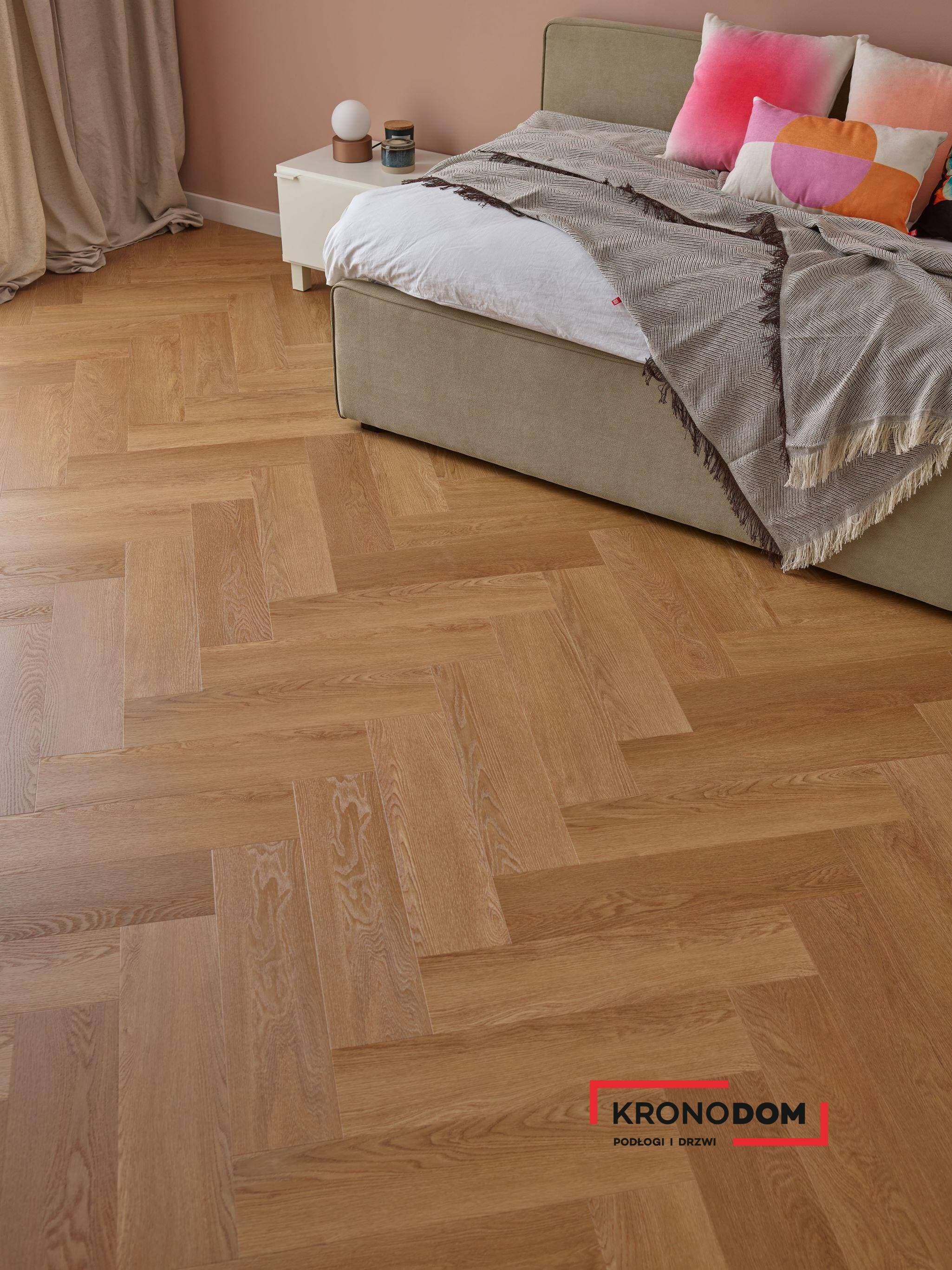 Panele winylowe VOX REGA HERRINGBONE montana oak 6067557 klasa 33, gr.6mm, 4V (1op.=16szt.=1,4018m2) jodełka 7