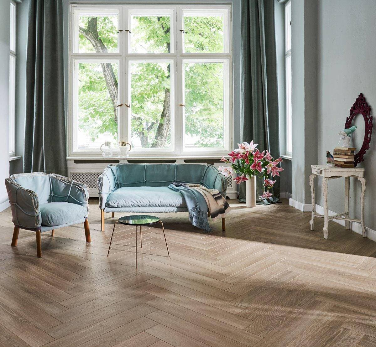 Panele podłogowe PARADOR TRENDTIME 3 oak skyline pearl grey 1747861 gr.8mm, AC4, 4V (1op=13szt.=1,595m2) jodełka 3