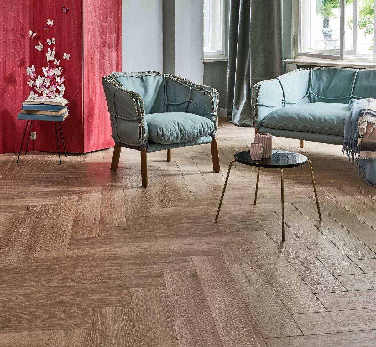 Panele podłogowe PARADOR TRENDTIME 3 oak skyline pearl grey 1747861 gr.8mm, AC4, 4V (1op=13szt.=1,595m2) jodełka 6