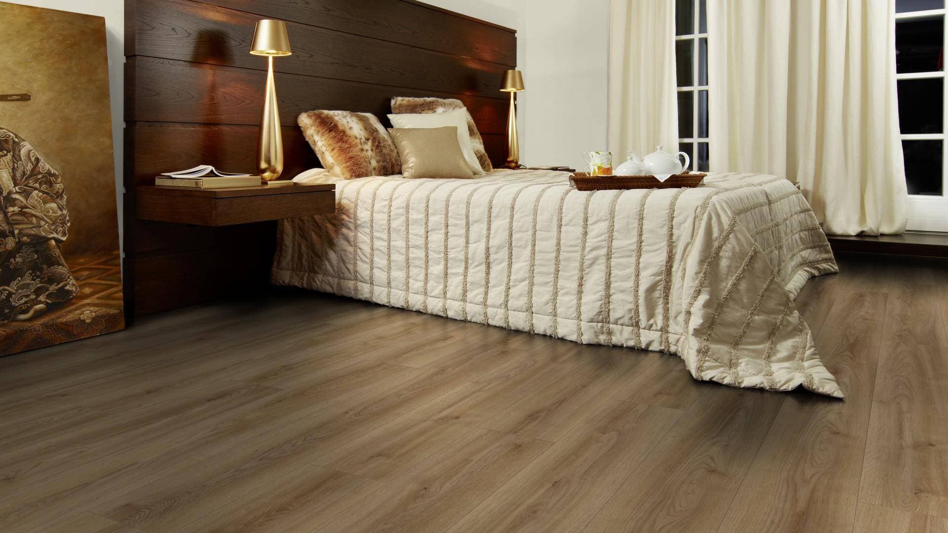 Panele podłogowe Kaindl NATURAL STANDARD PLANK AQUA PRO dąb cordoba elegante K2239, AC5, gr.8mm, 4V(1opk=9szt.=2,402m2) 10