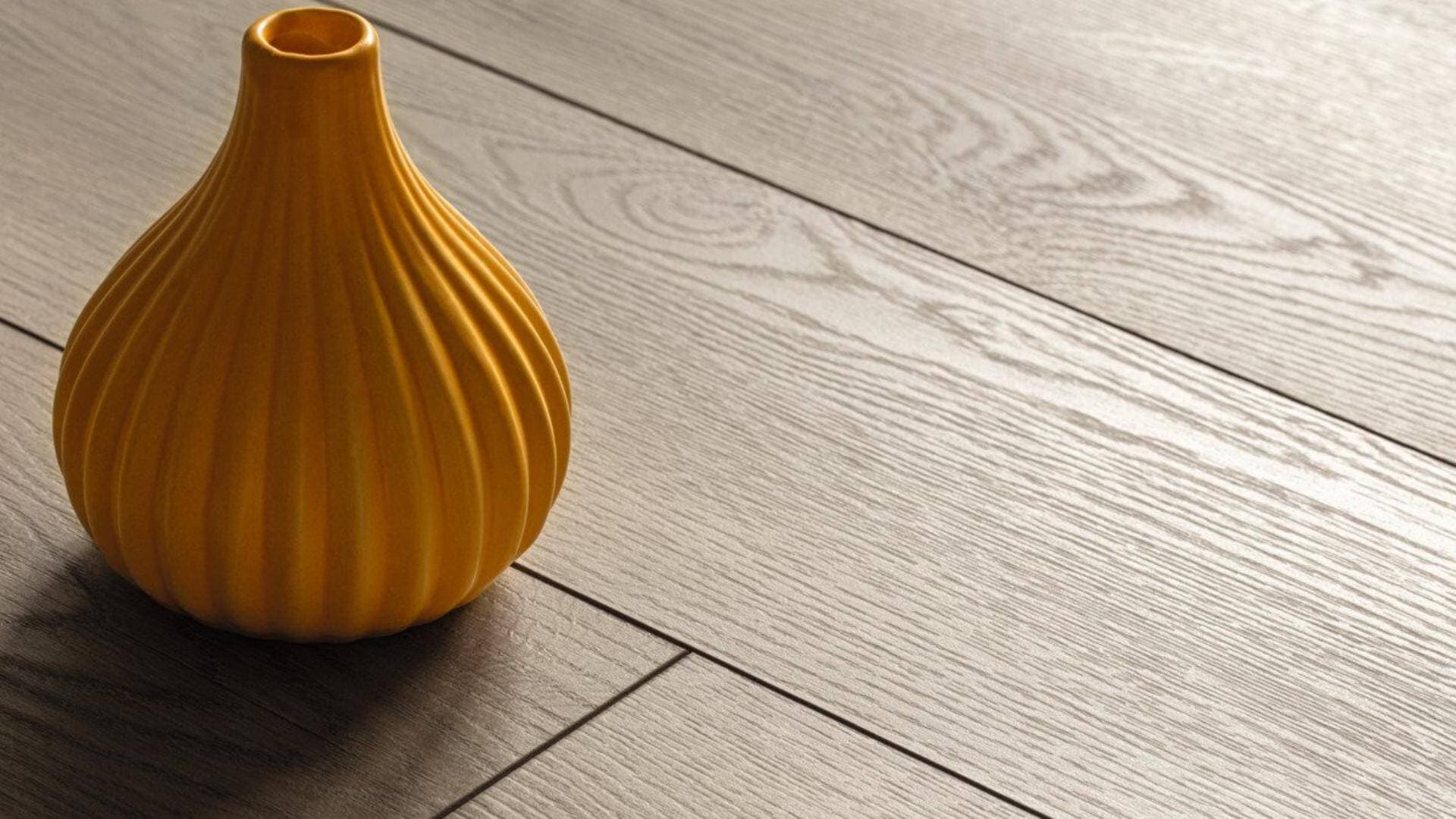 Panele podłogowe Kaindl NATURAL STANDARD PLANK AQUA PRO dąb cordoba moderno K2240, AC5, gr.8mm, 4V(1opk=9szt.=2,402m2) 2