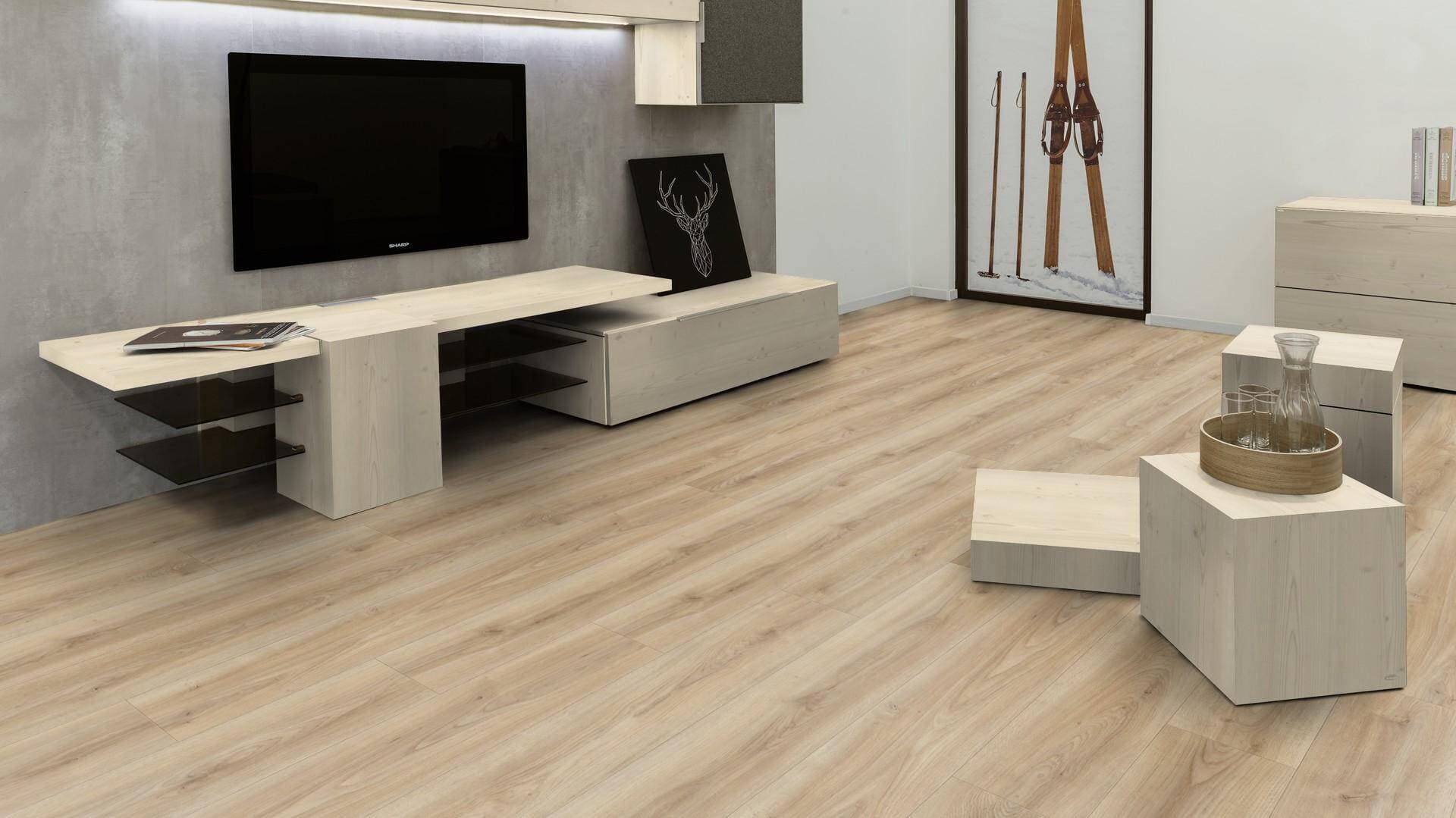 Panele podłogowe Kaindl NATURAL STANDARD PLANK AQUA PRO dąb cordoba crema K2241, AC5, gr.8mm, 4V(1opk=9szt.=2,402m2) 6