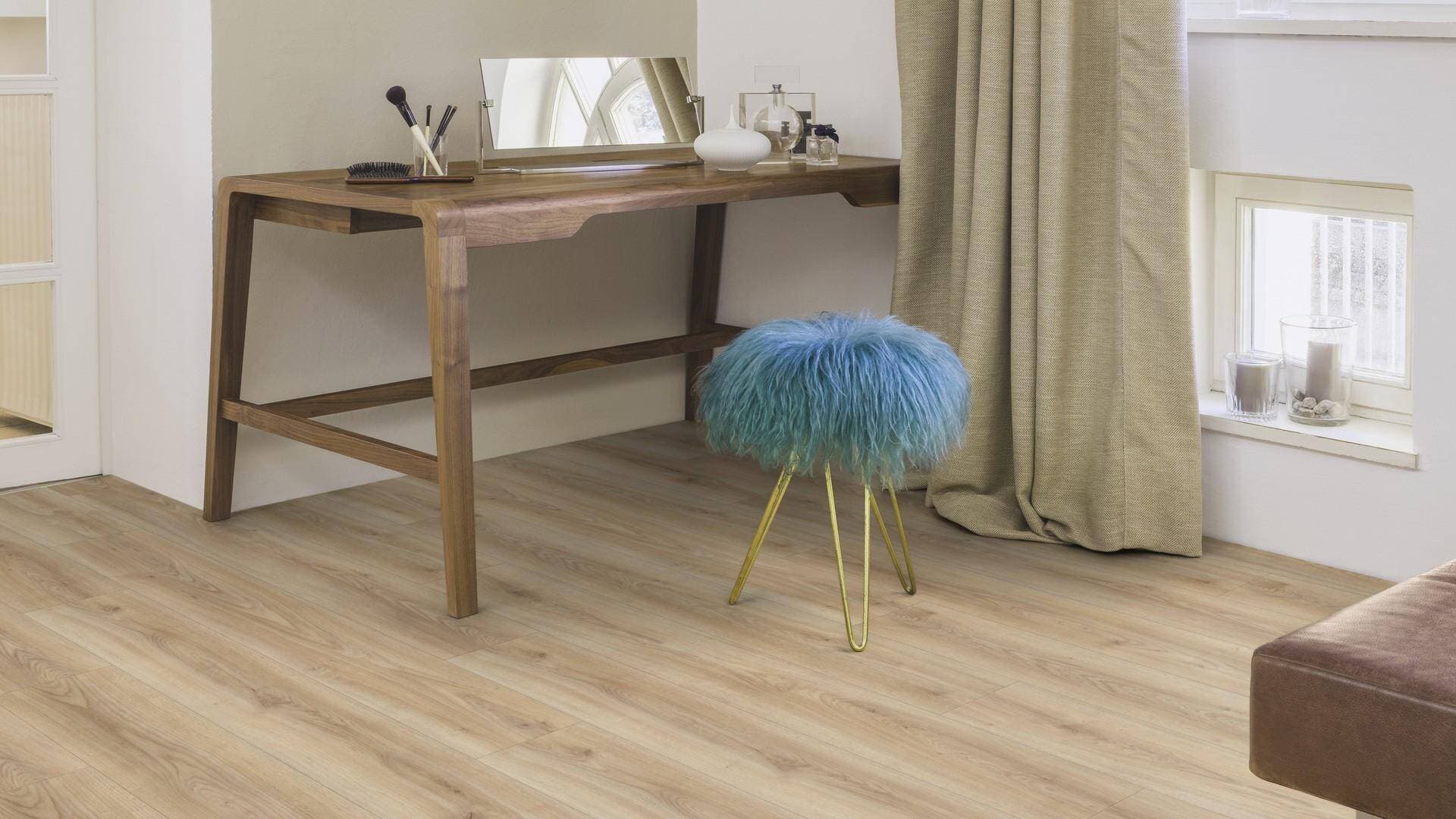 Panele podłogowe Kaindl NATURAL STANDARD PLANK AQUA PRO dąb cordoba crema K2241, AC5, gr.8mm, 4V(1opk=9szt.=2,402m2) 9