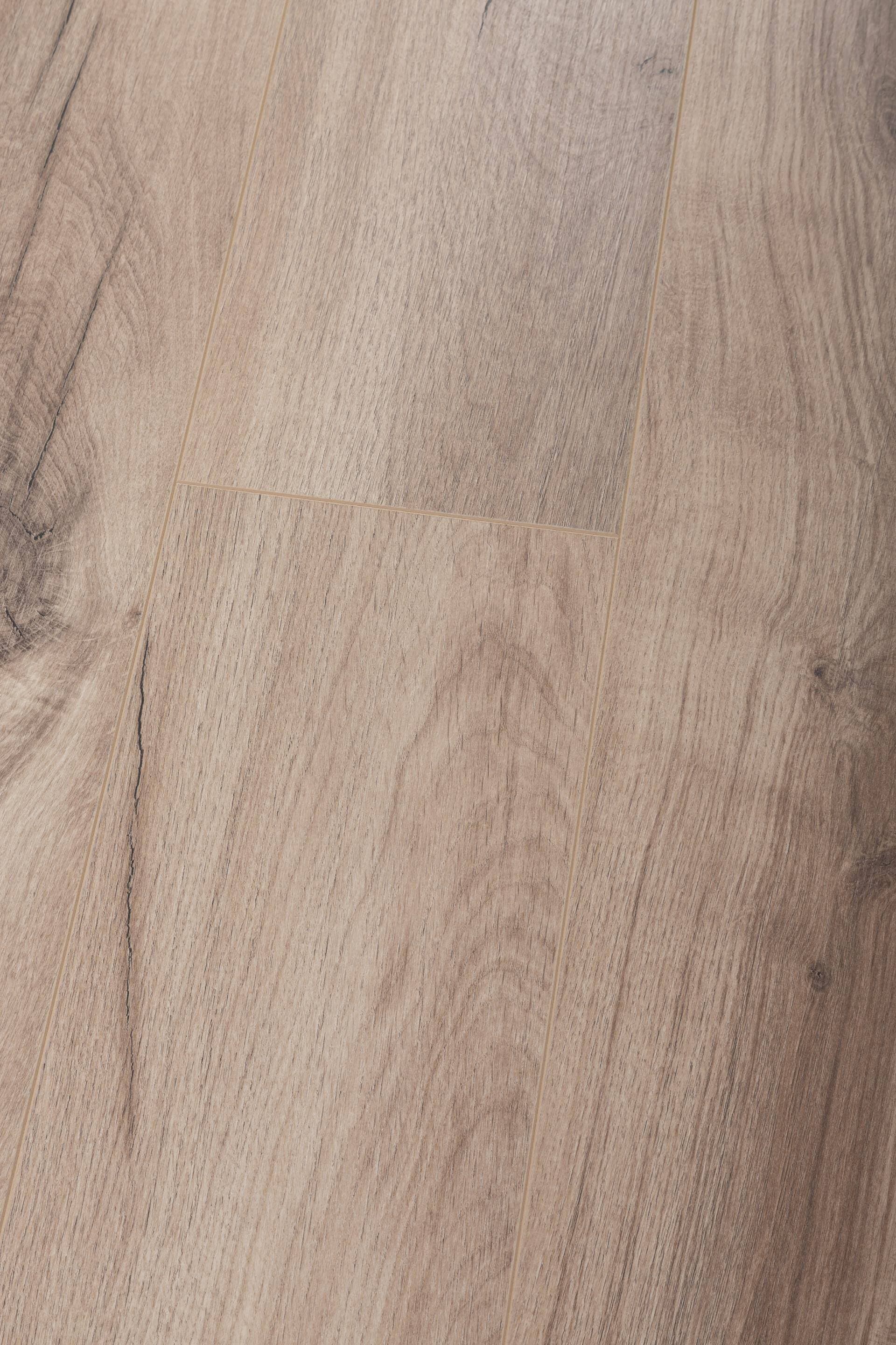 Panele podłogowe PREMIUM FLOOR ULTRA PLUS dąb sękaty 88297 AC5, gr.8mm, 4V (1 opk.=9szt.=2,179m2) 4
