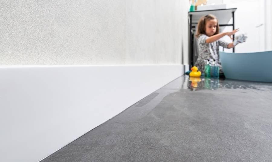Listwa przypodłogowa VOX ESPUMO 301 biała wysokość 8 cm, szerokość krycia 1,6 cm dł 2400cm 7