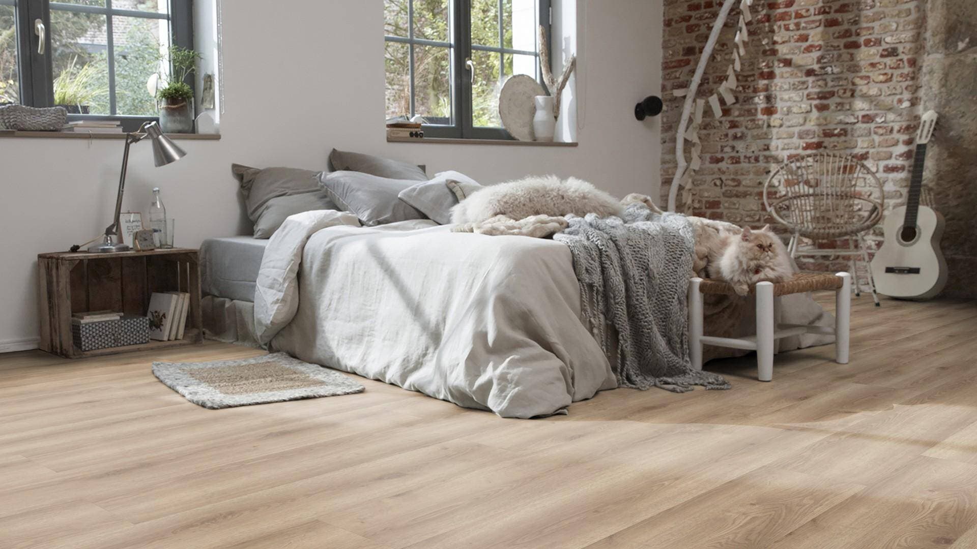 Panele winylowe Tarkett STARFLOOR SOLID 55 contemporary oak natural 36024111 klasa 33, gr.5mm, 4V (1opk.=4szt.=1,43m2) 9