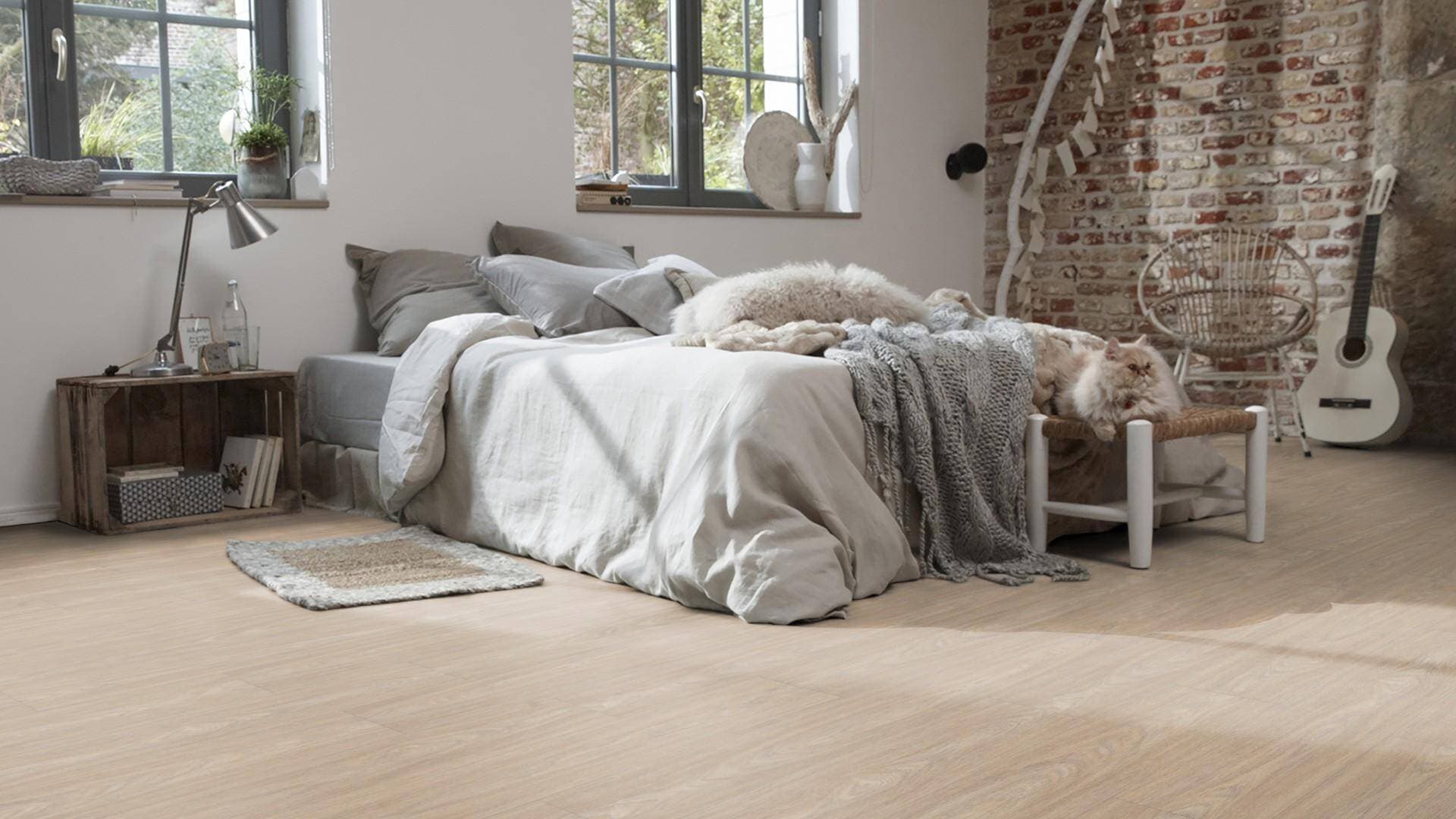 Panele winylowe Tarkett STARFLOOR ULTIMATE 55 bleached oak natural 35992005 gr.6,5mm, 4V (1opk.=6szt.=1,281m2) 10