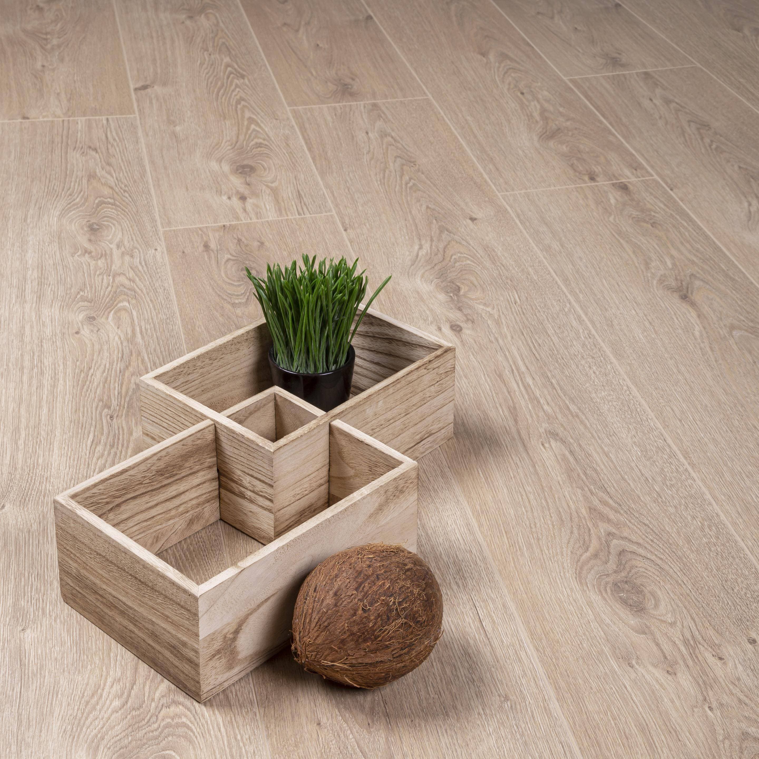 Panele podłogowe PREMIUM FLOOR ULTRA dąb naturalny 88853 AC4, gr.8mm, 4V (1 opk.=9szt.=2,179m2) 3