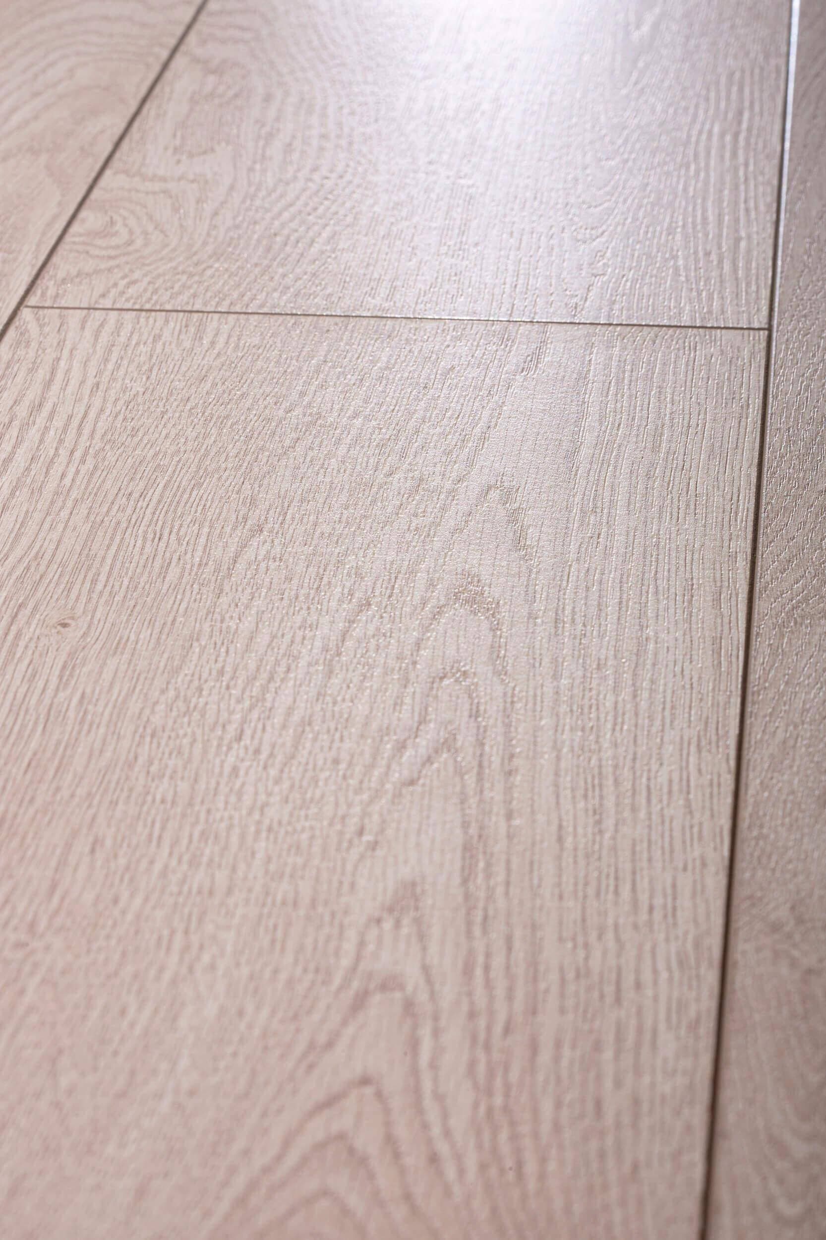 Panele podłogowe PREMIUM FLOOR ULTRA dąb biszkoptowy 88929 AC4, gr.8mm, 4V (1 opk.=9szt.=2,179m2) 3