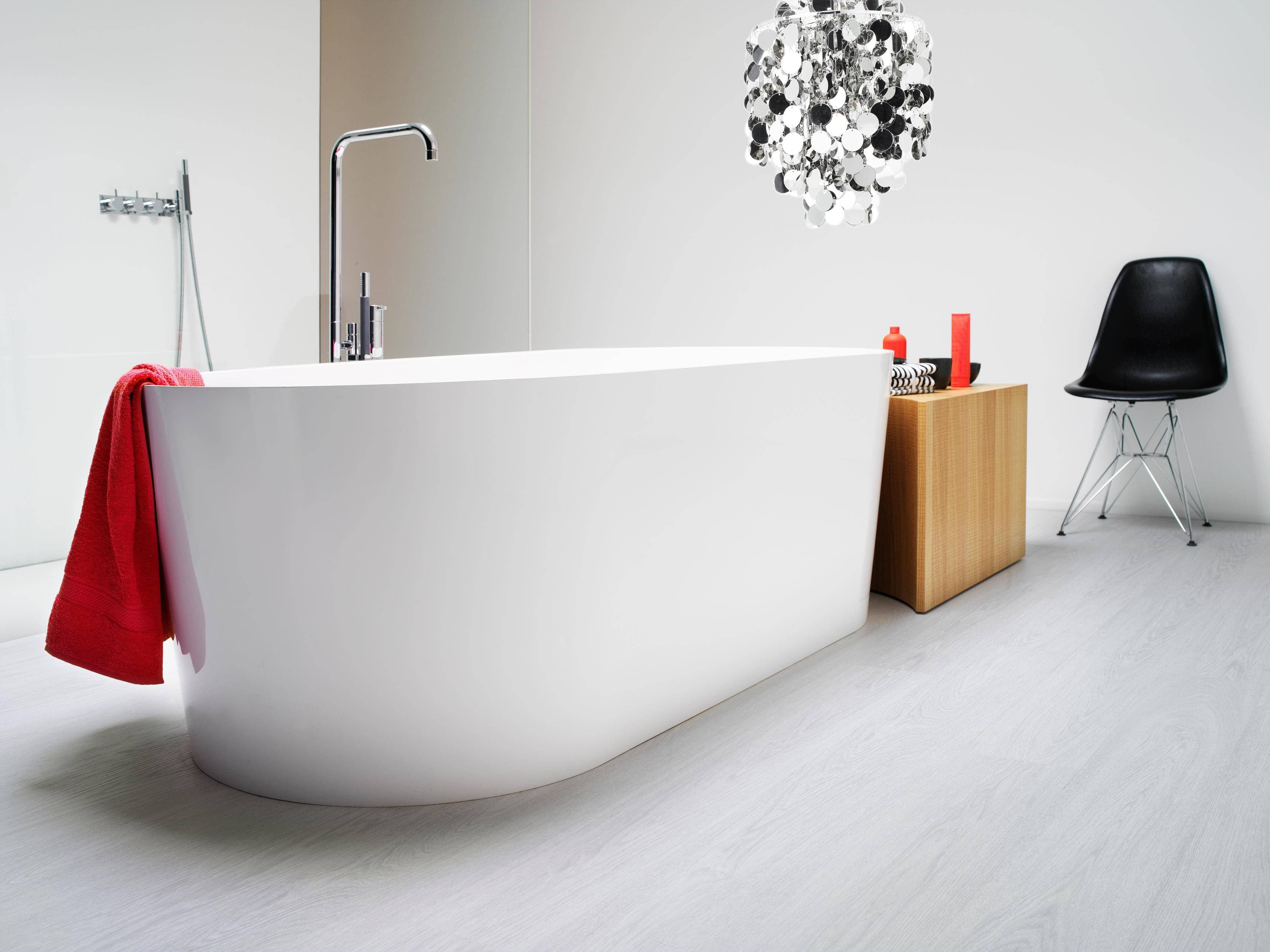 Panele podłogowe PREMIUM FLOOR HYDRO72 dąb arktyczny 88238 AC4, gr.8mm, 4V (1 opk.=9szt.=2,20m2) 3