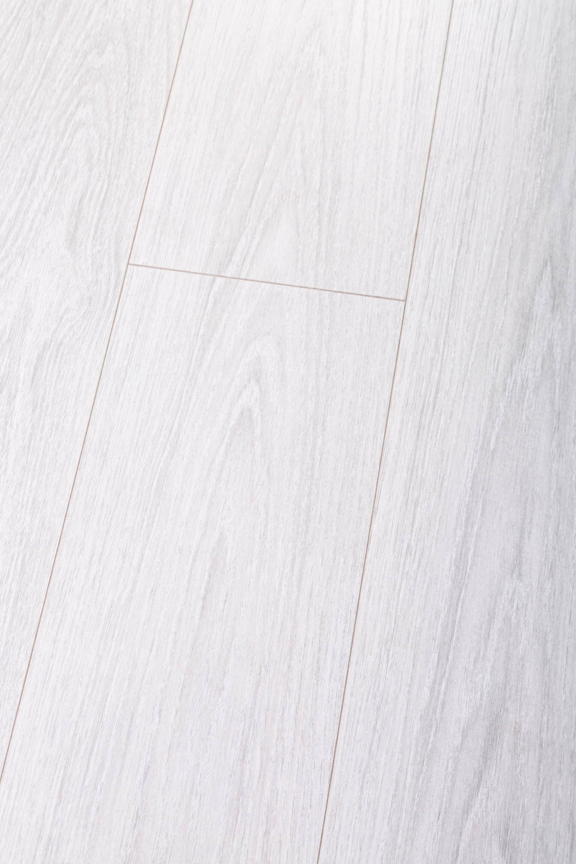 Panele podłogowe PREMIUM FLOOR HYDRO72 dąb arktyczny 88238 AC4, gr.8mm, 4V (1 opk.=9szt.=2,20m2) 4