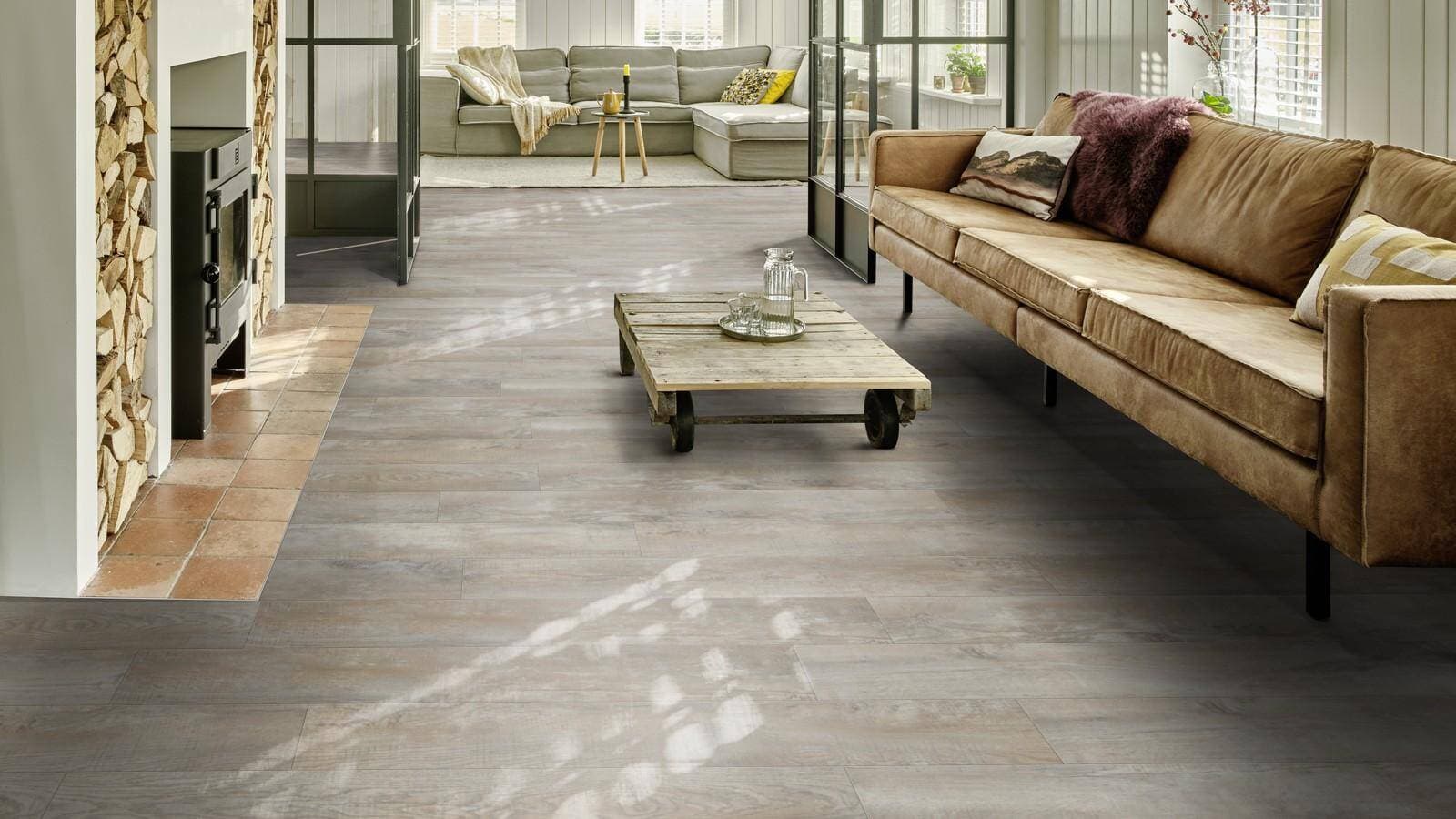 Panele winylowe MODULEO ROOTS 40 Country Oak 24918 klasa 32, gr.2,35mm (1opk.=15szt.=3,88m2) panel 4