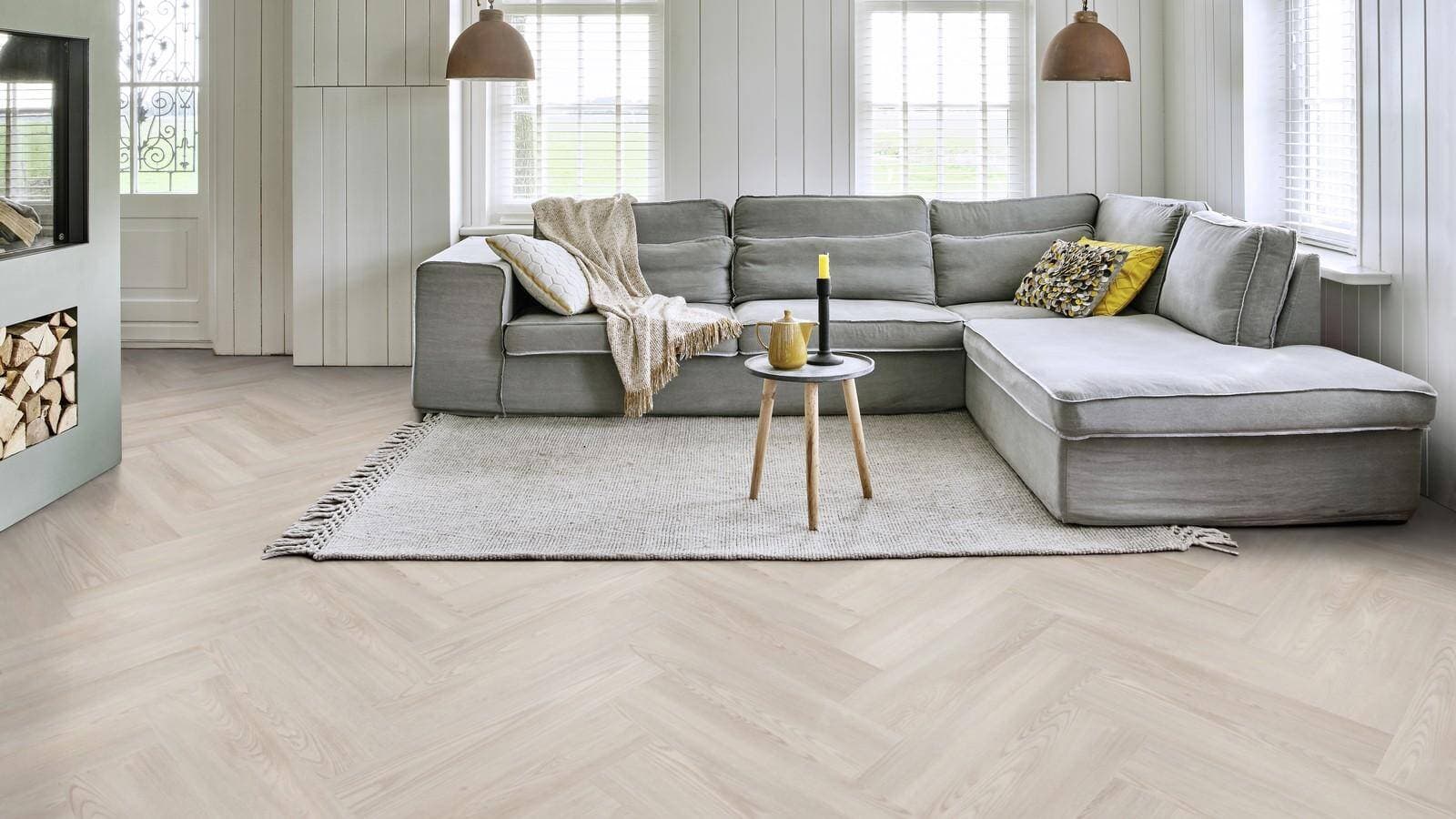 Panele winylowe MODULEO ROOTS 55 Mexican Ash 20216 gr.2,5mm (1opk.=24szt.=2,40m2) jodełka 3
