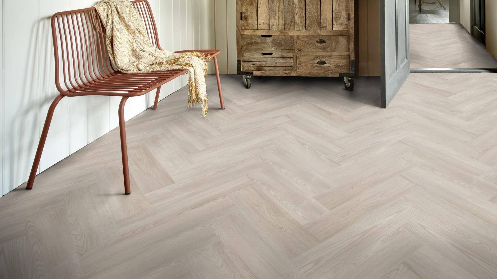 Panele winylowe MODULEO ROOTS 55 Mexican Ash 20216 gr.2,5mm (1opk.=24szt.=2,40m2) jodełka 6