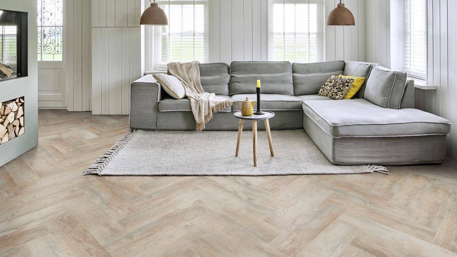 Panele winylowe MODULEO ROOTS 55 EIR Country Oak 54225 klasa 33, gr.2,5mm (1opk.=10szt.=2,40m2) jodełka 3