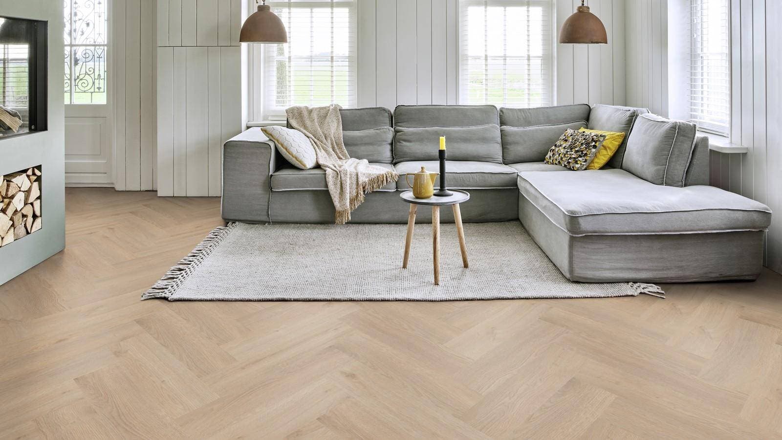 Panele winylowe MODULEO ROOTS 55 EIR Galtymore Oak 86237 klasa 33, gr.2,5mm (1opk.=10szt.=2,40m2) jodełka 2