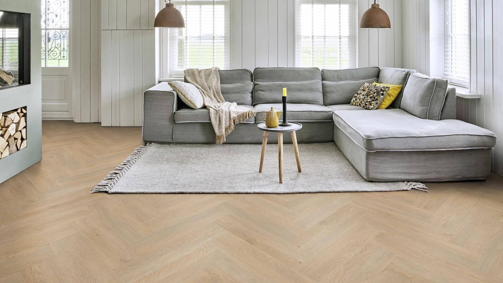 Panele winylowe MODULEO ROOTS 55 EIR Galtymore Oak 86339 gr.2,5mm (1opk.=10szt.=2,40m2) jodełka 4