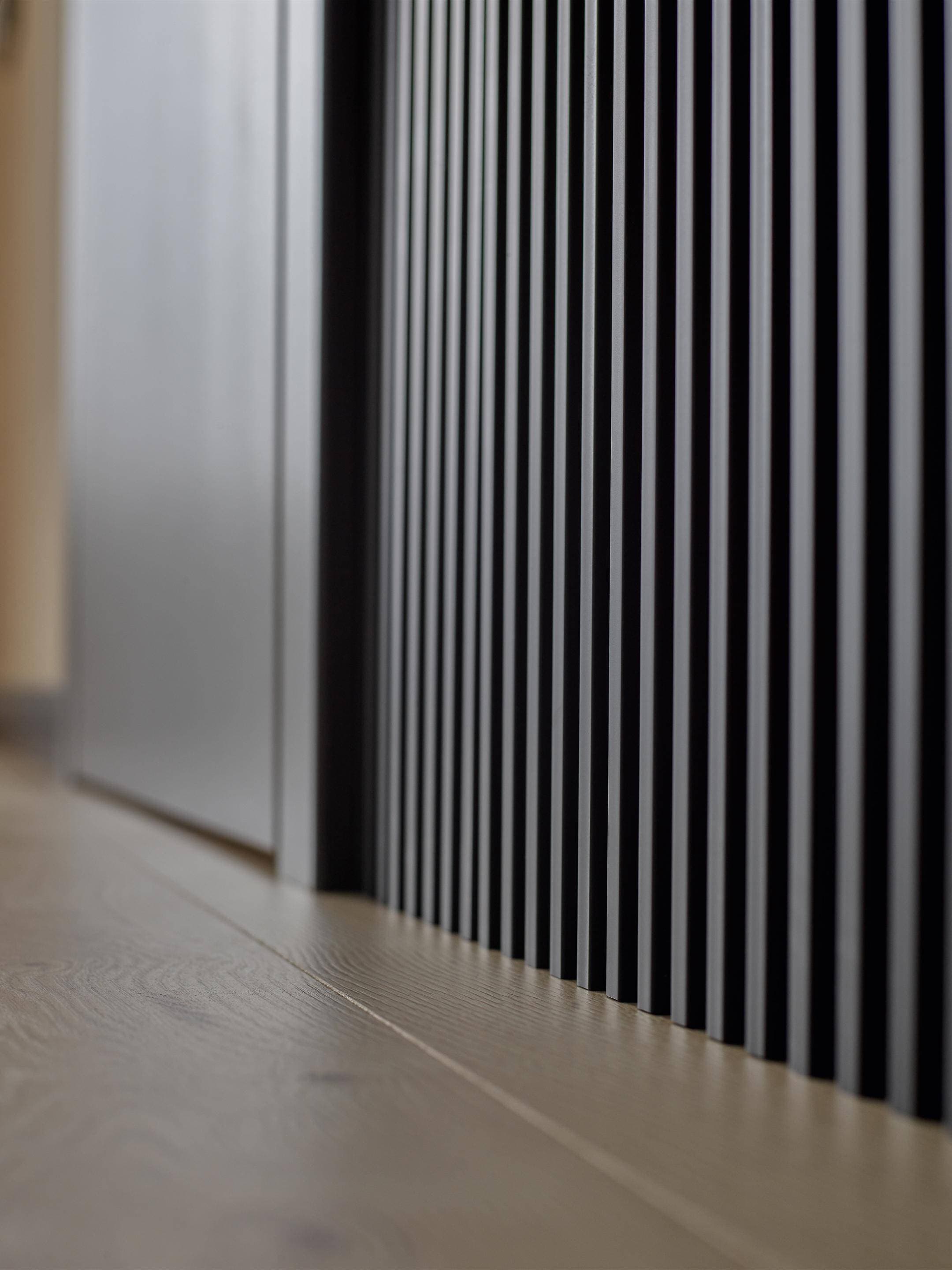 Panel listwowy VOX Linerio S-LINE anthracite gr.12mm, szer.125mm*dł.2650 mm (1 szt.=0,3313 m2) 4