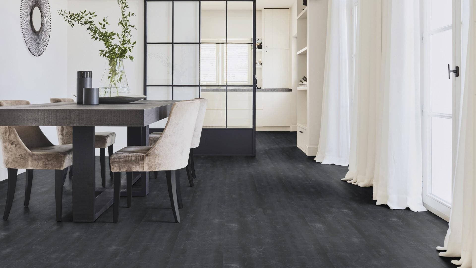 Panele winylowe Tarkett STARFLOOR SOLID 55 composite black 36022074 klasa 33, gr.5mm, 4V (1opk.=8szt.=1,56m2) 3