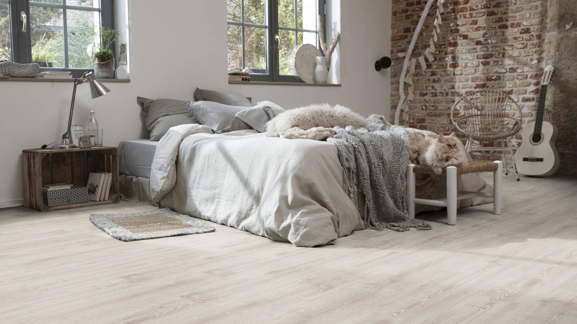 Panele winylowe Tarkett STARFLOOR SOLID 55 scandinavian oak light beige 36021100 klasa 33, gr.5mm, 4V (1opk.=7szt.=1,61m2) 5