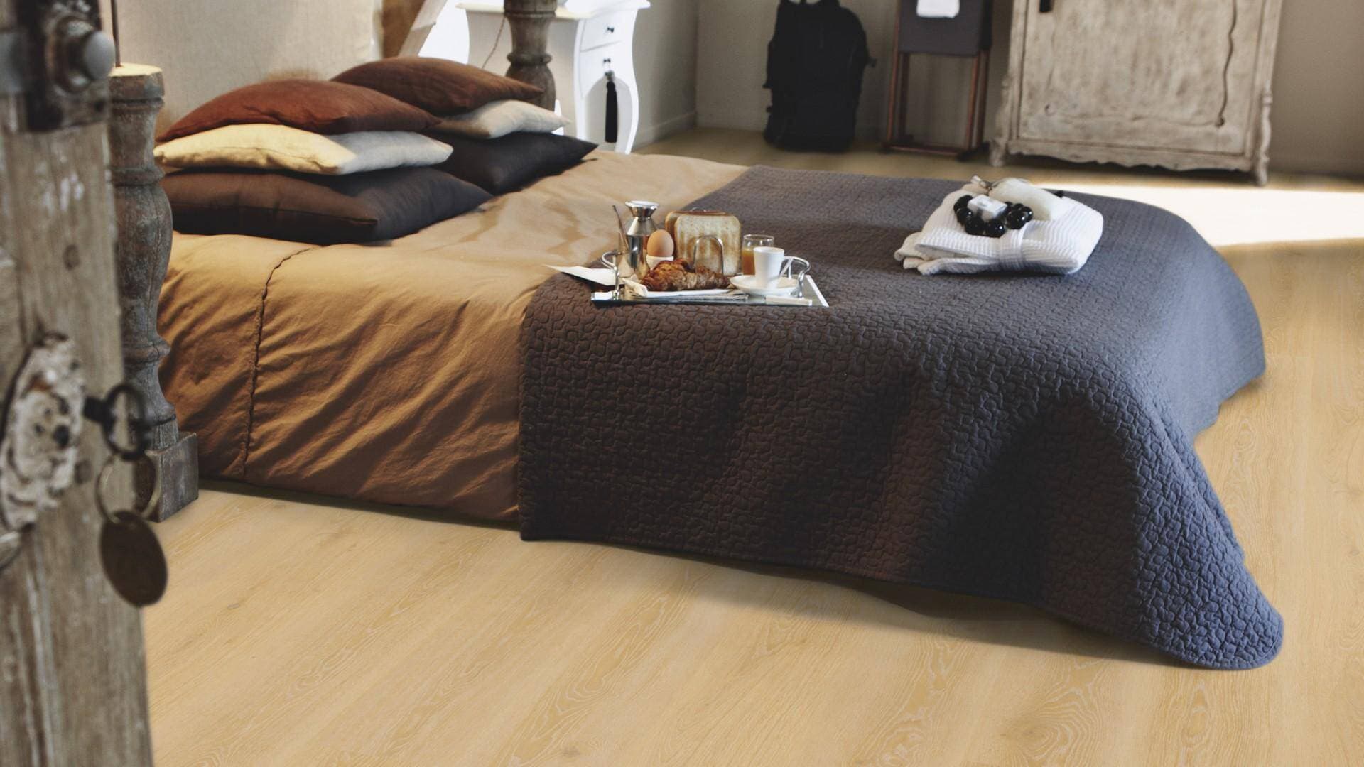 Panele winylowe Tarkett STARFLOOR ULTIMATE 55 highland oak light natural 35992020 gr.6,5mm, 4V (1opk.=6szt.=1,281m2) 15