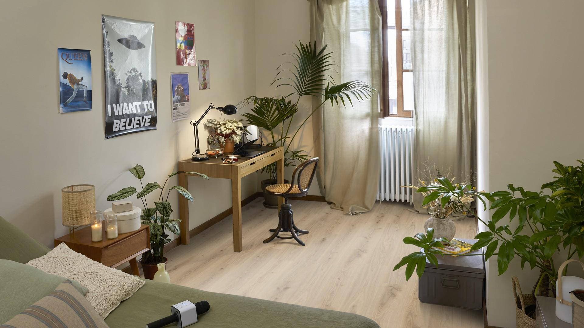 Panele winylowe Tarkett STARFLOOR ULTIMATE 55 delicate oak natural 35992023 gr.6,5mm, 4V (1opk.=6szt.=1,281m2) 6