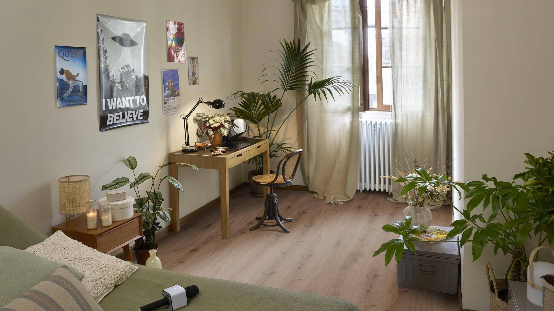 Panele winylowe Tarkett STARFLOOR ULTIMATE 55 delicate oak brown 35992025 gr.6,5mm, 4V (1opk.=6szt.=1,281m2) 4