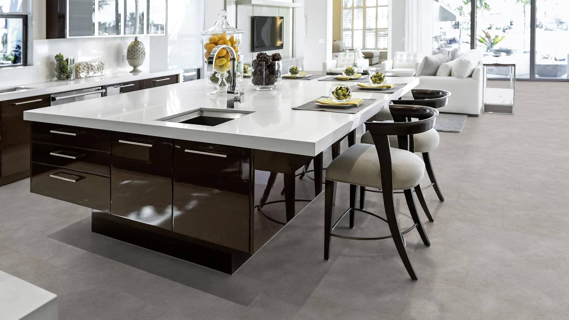 Panele winylowe Tarkett STARFLOOR ULTIMATE 55 timeless concrete light grey 35993020 gr.6,5mm, 4V (1opk.=7szt.=1,26m2) płytki 9