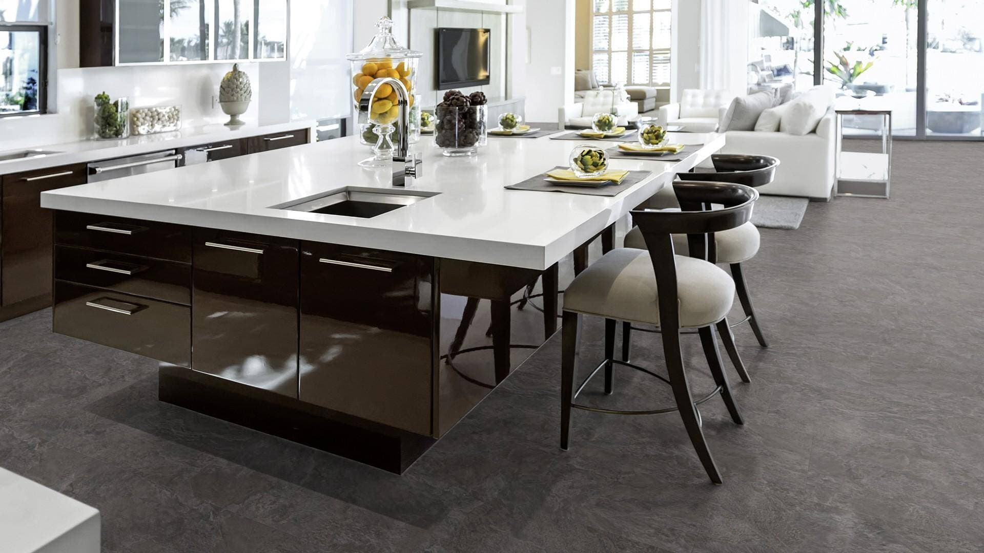 Panele winylowe Tarkett STARFLOOR ULTIMATE 55 old stone antracite 35993023 gr.6,5mm, 4V (1opk.=7szt.=1,26m2) płytki 7