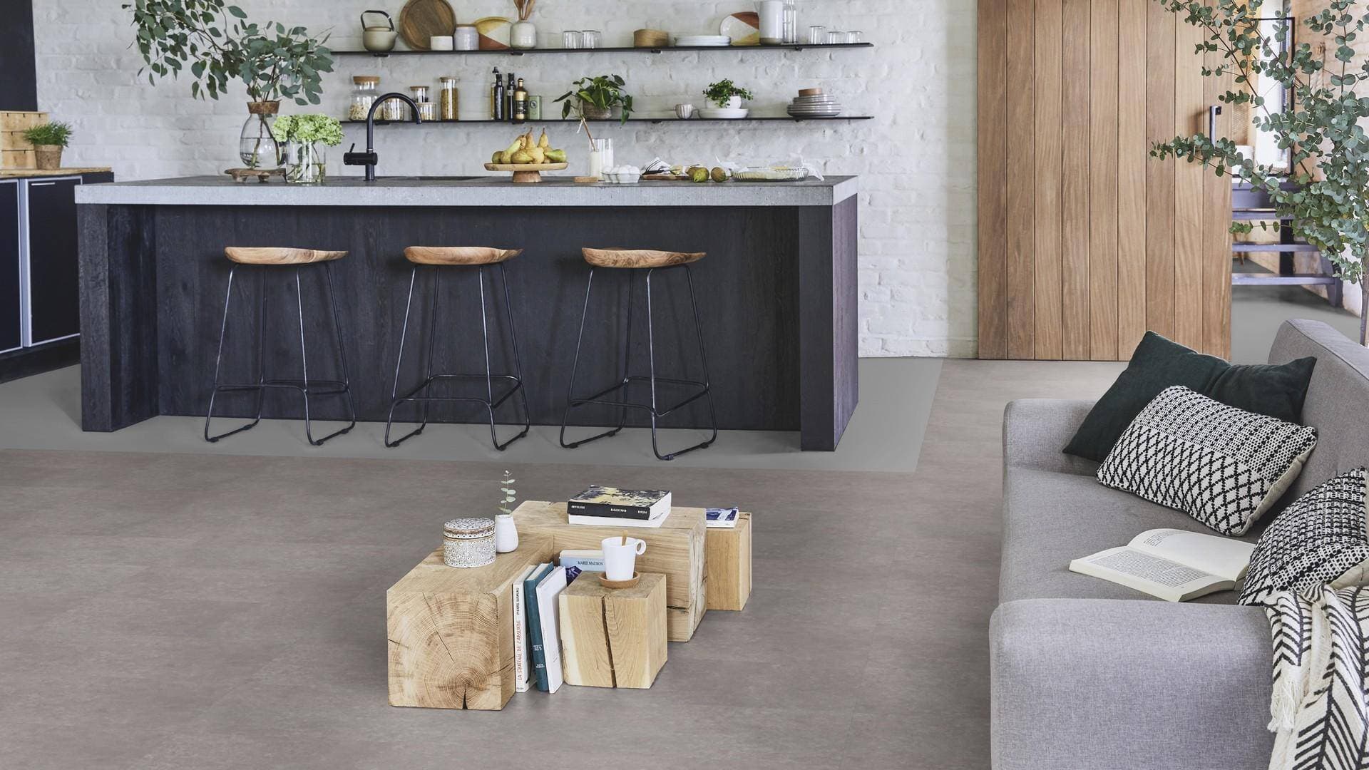 Panele winylowe Tarkett ELEGANCE RIGID 55 polished concrete steel 280008020 klasa 33, gr.5,5mm, 4V (1opk.=11szt.=2,2528m2) płytki 3