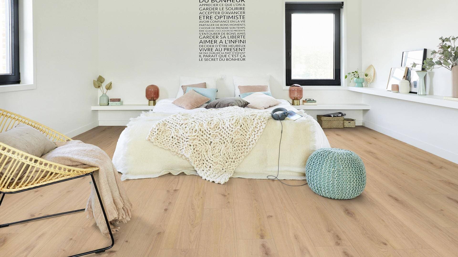 Panele winylowe Tarkett ESSENCE RIGID 55 primary oak beige 260030003 klasa 33, gr.5mm, 4V (1opk.=9szt.=2,17m2) 3