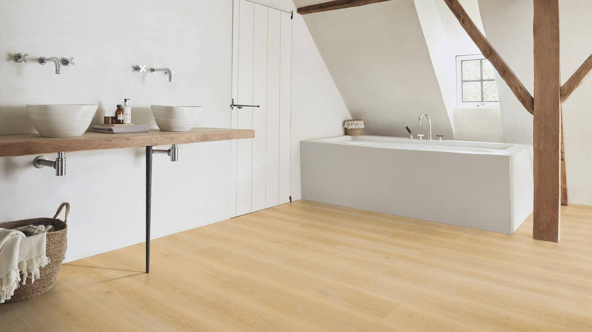 Panele winylowe Tarkett ESSENCE RIGID 30 tribe oak light natural 260032007 klasa 31, gr.5mm, 4V (1opk.=9szt.=2,17m2) 8