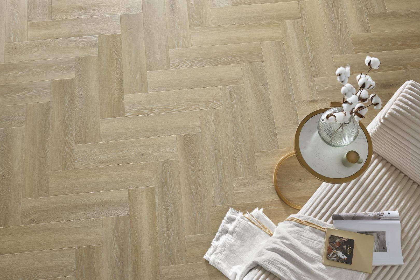 Panele winylowe ARBITON AMARON HERRINGBONE EIR dąb deventer CAS 236 klasa 33, gr.5mm, 4V (1op.=16szt.=1,402m2) jodełka 4