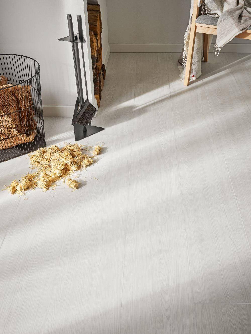 Panele winylowe VOX RIGIO oak hyperio 6062613 klasa 33, gr.5mm, 4V (1op.=8szt.=2,235m2) 4