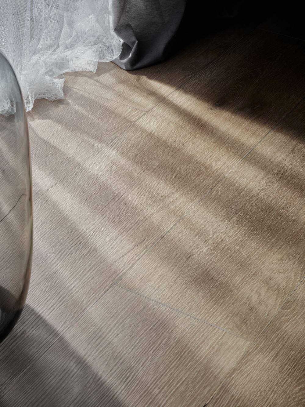 Panele winylowe VOX RIGIO oak herme 6062604 klasa 33, gr.5mm, 4V (1op.=8szt.=2,235m2) 3