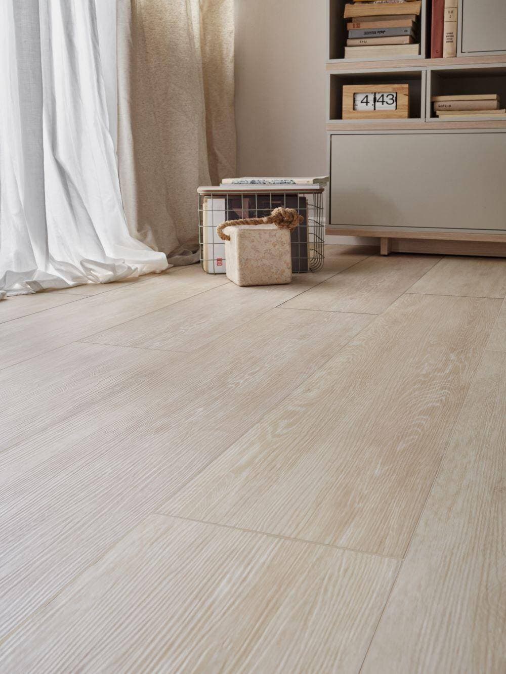 Panele winylowe VOX RIGIO oak niker 6062616 klasa 33, gr.6,5mm, 4V (1op.=8szt.=2,235m2) 4