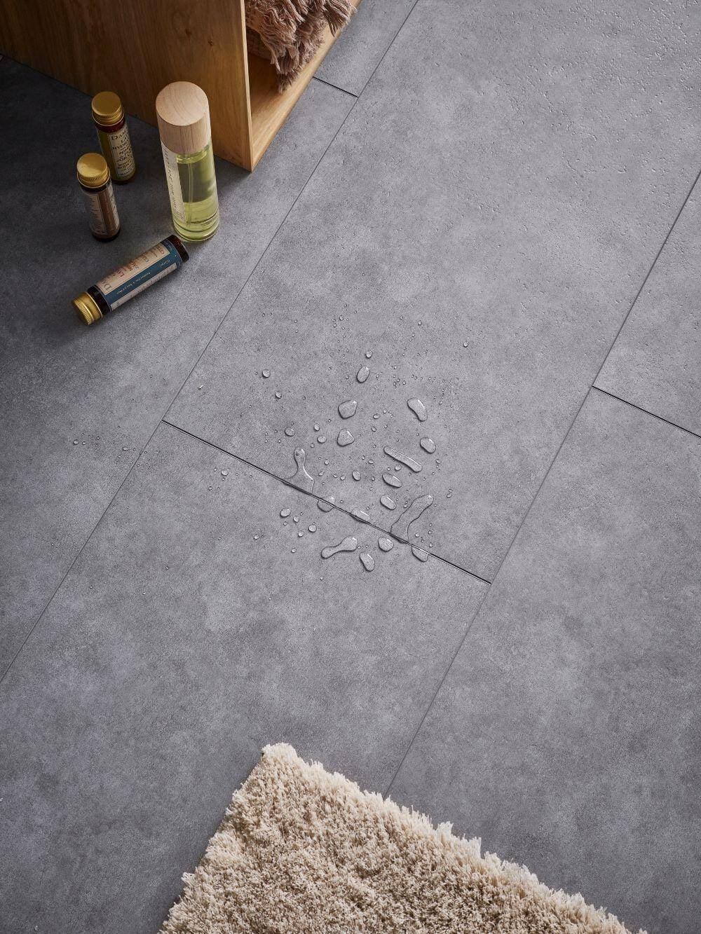 Panele winylowe VOX RIGIO concrete dark 6056115 gr.5mm, 4V (1op.=10szt.=1,8m2) płytka 4