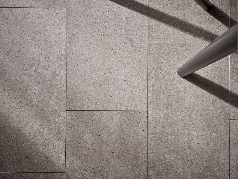 Panele winylowe VOX RIGIO concrete ground 6056134 gr.6,5mm, 4V (1op.=10szt.=1,8m2) płytka 4