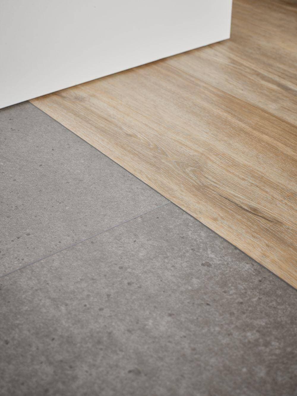 Panele winylowe VOX RIGIO concrete ground 6056134 gr.6,5mm, 4V (1op.=10szt.=1,8m2) płytka 10