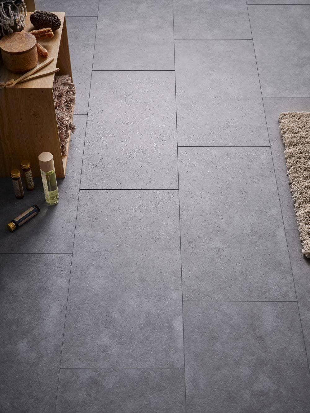 Panele winylowe VOX RIGIO concrete dark 6056133 gr.6,5mm, 4V (1op.=10szt.=1,8m2) płytka 2